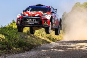 Suomalaiselta rallitähdeltä varoituksen sanoja ennen Kreikan MM-rallia