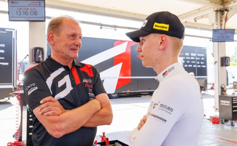 Asiantuntijalta kovaa tekstiä Sami Pajarista Asiantuntijalta kovaa tekstiä Sami Pajarista