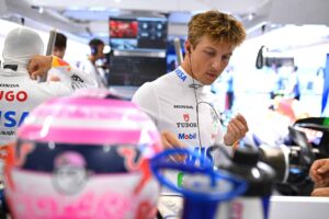 F1-tähti kuuli Mercedes-pomon väitteistä – ei voinut kuin nauraa