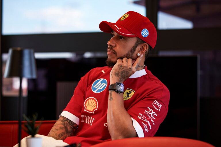 Nyt muuttui ääni kellossa – Lewis Hamilton kuin eri mies Japanissa