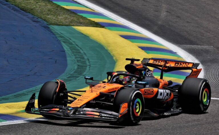 F1-asiantuntija mielenkiintoista vihjailua – McLarenilla ässä hihassaan? F1-asiantuntija mielenkiintoista vihjailua – McLarenilla ässä hihassaan?