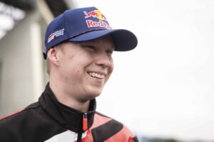 Asiantuntijalta raju vertailu Kalle Rovanperän ja Oliver Solbergin kyvyistä