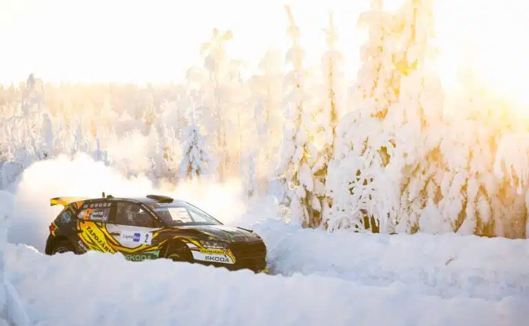 Kilpakumppani lausui paljonpuhuvat sanat Esapekka Lapin voiton jälkeen Kilpakumppani lausui paljonpuhuvat sanat Esapekka Lapin voiton jälkeen