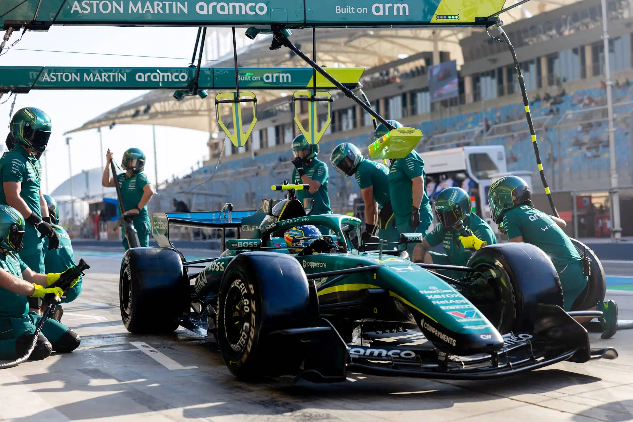 F1-skandaali muhii – jättääkö Aston Martin väliin useita kisoja?