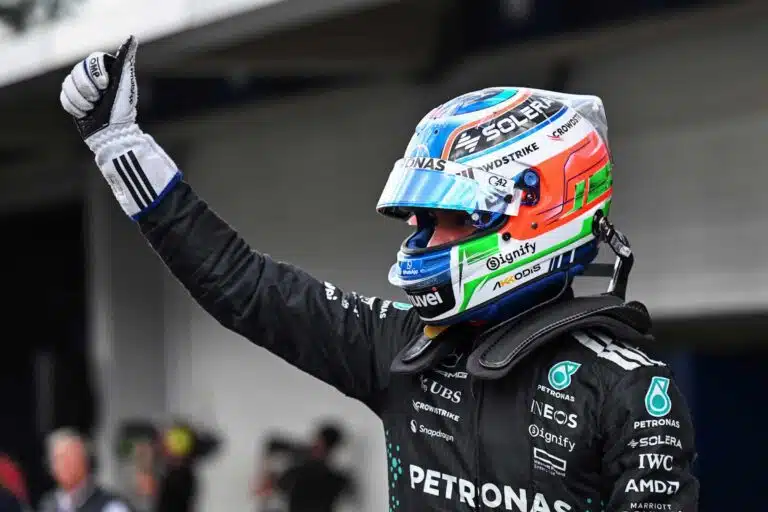 Kimi Antonelli lähestyi Red Bull -tähteä – tyly ele ei jättänyt mitään epäselväksi