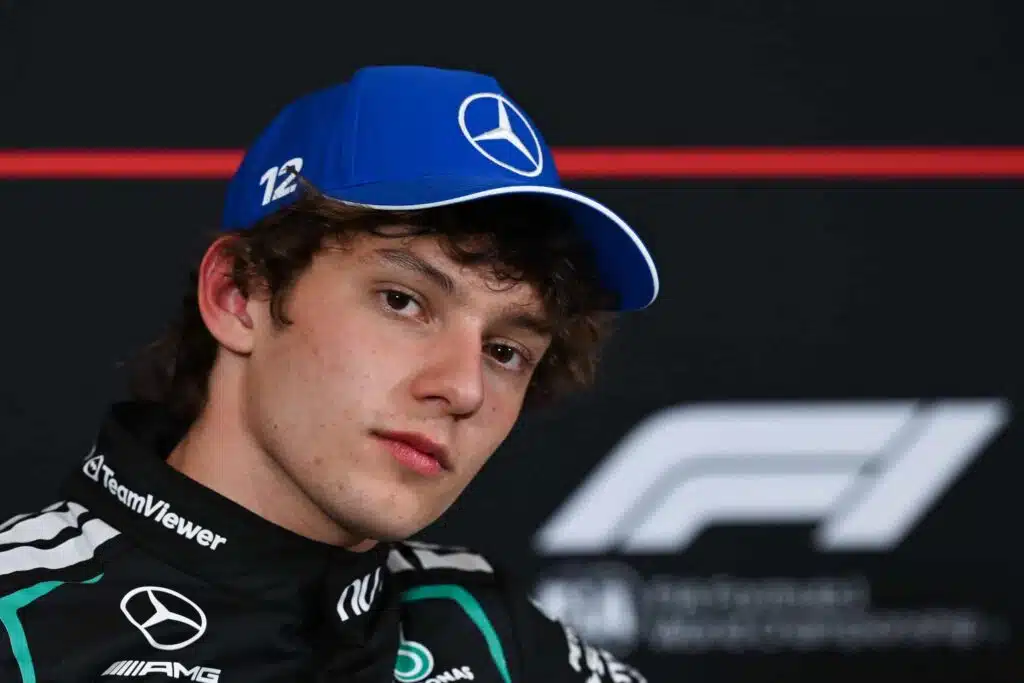 Hehkutukselle stoppi – Viaplayn asiantuntijalta selvät sanat Kimi Antonellistä Hehkutukselle stoppi – Viaplayn asiantuntijalta selvät sanat Kimi Antonellistä