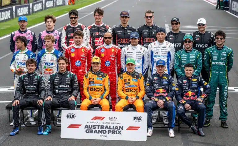 F1-varikolla kuohuu – onko kuskien seassa petturi?