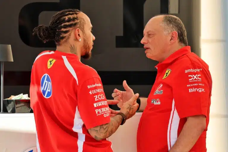 F1-mieheltä rajua vihjailua Lewis Hamiltonista – tiesi käynnistävänsä sontamyrskyn