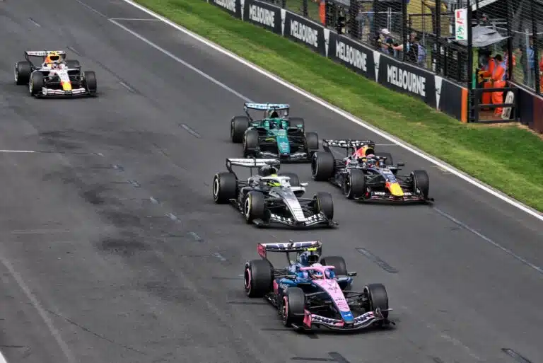 Lähde: F1-sarja perumassa kaksi osakilpailua tältä kaudelta