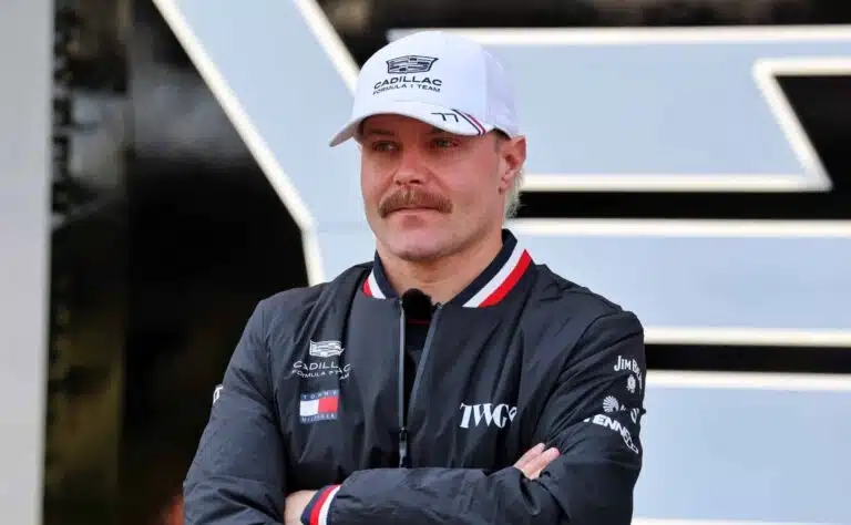 Mykistävää ylivoimaa: Valtteri Bottas murskasi tallikaverinsa Mykistävää ylivoimaa: Valtteri Bottas murskasi tallikaverinsa