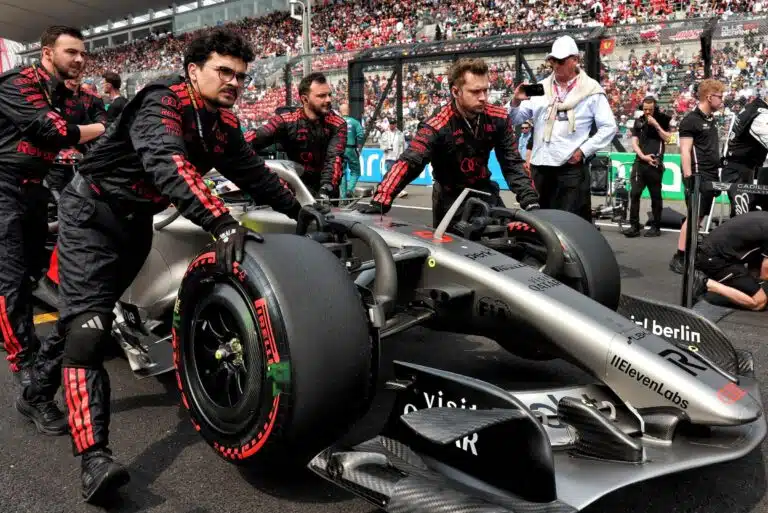 Iskikö F1-talli kultasuoneen? Nyt hehkutetaan superlahjakkuutta