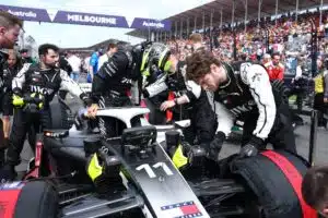 Viaplayn selostaja Niki Juusela häkeltyi Cadillacin tempusta