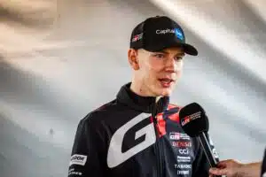 Sami Pajari ällistyi siitä, mitä hän näki tallikaveriensa tekevän lounastauolla Keniassa