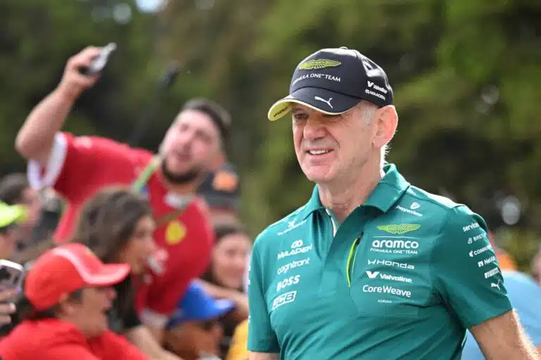 Aston Martinin sisällä kuohuu – suunnittelijaguru Adrian Newey ajautumassa myrskyn silmään