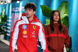 Charles Leclercin Alexandra-vaimo suututti toiminnallaan F1-varikolla – näin hän vastasi