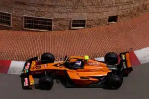 F1-lupaus Tuukka Taponen sanoi suorat sanat kilpakumppanistaan – tuomaristo oli armoton F1-lupaus Tuukka Taponen sanoi suorat sanat kilpakumppanistaan – tuomaristo oli armoton