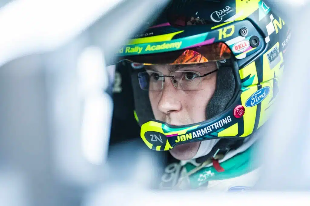 Rallitähti avautui suomalaisfanien toiminnasta MM-rallissa Rallitähti avautui suomalaisfanien toiminnasta MM-rallissa