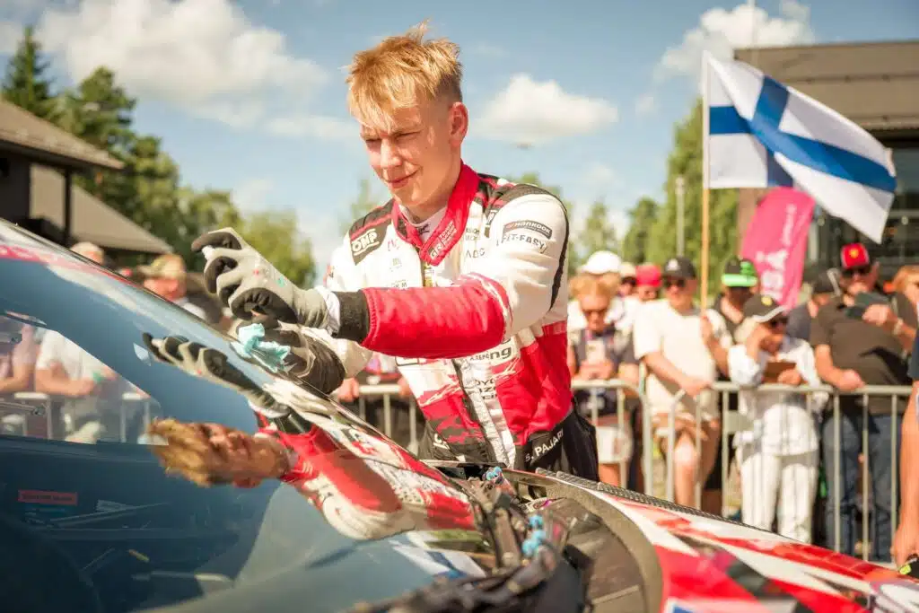 Sami Pajari tunnusti – rallitähteä voi odottaa ikävä yllätys Sami Pajari tunnusti – rallitähteä voi odottaa ikävä yllätys