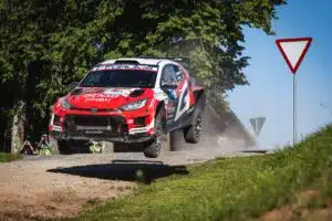 Toyotan kokoonpanossa muutos: Suomalaiselle rallimiehelle pikakomennus MM-sarjaan