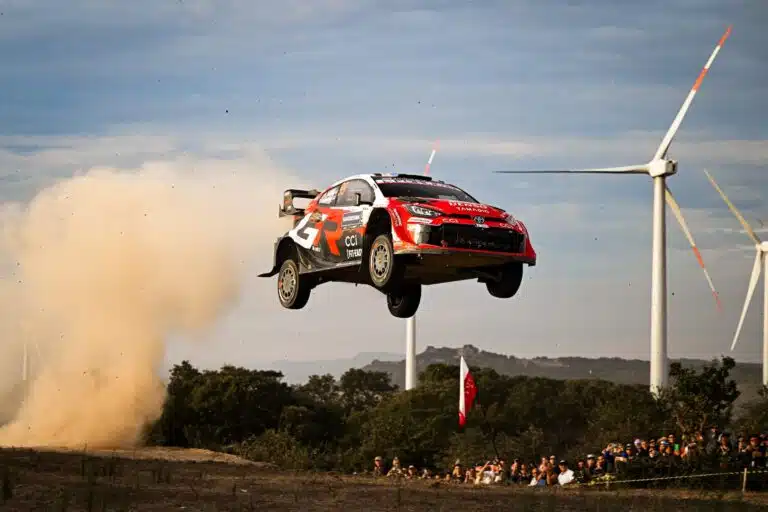 Toyotan Oliver Solberg Sardinian MM-rallissa 2026